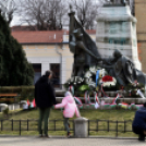 Rendhagyó március 15. képekben