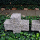 Messze a hazától...