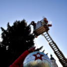 Feldíszítették a város karácsonyfáját