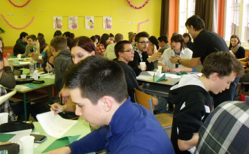 Öt év múlva újra, együtt, ugyanitt