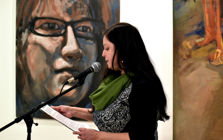 Két tehetséges alkotóra emlékeztek – kiállítás a Ceglédi Galériában