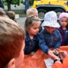 ,,Szirénázó járművek” az Eötvös téren