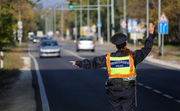 Cegléden is több rendőr lesz az utakon hétvén