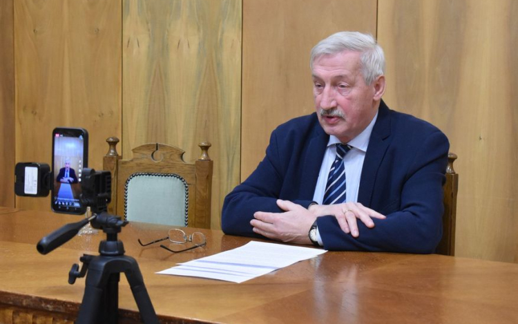 Beszámoló döntésekről