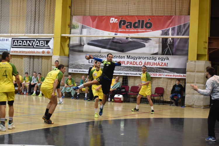 CEGLÉDI KK SE -OROSHÁZI FKSE-LINAMAR  27-31  (17-17)