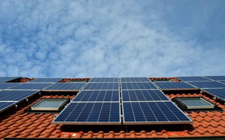 Az új áramelszámolással is érdemes napelemes rendszert telepíteni