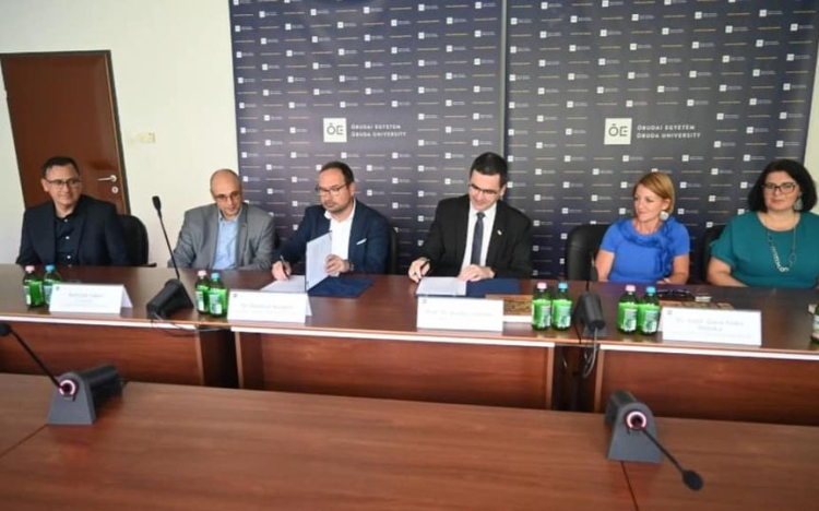 Lesz felsőoktatási képzés Cegléden