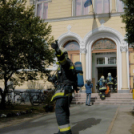 Tűzoltók a gimiben