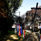 Megemlékezés a vasútállomáson