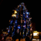 Megnyitott a jégpálya