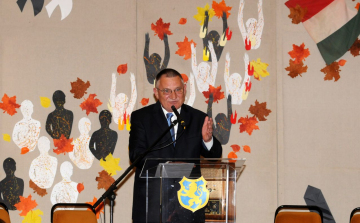 ,,Üzenet haza’’