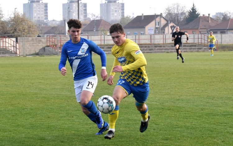 Döntetlen az MTK II ellen