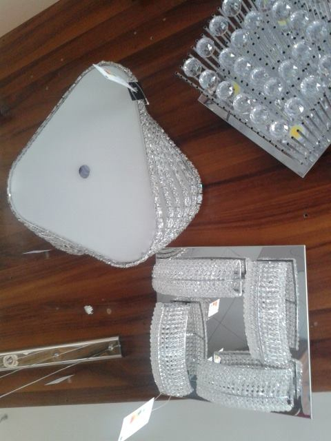 Igaz Fény Lámpabolt 