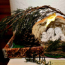 Betlehemezés a Városháza aulájában