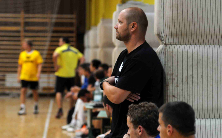 Szegeden kezd a Cegléd