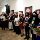 A höveji csipkevarrás élő hagyománya