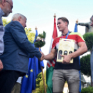 Vízilabda olimpikonok a főtéren