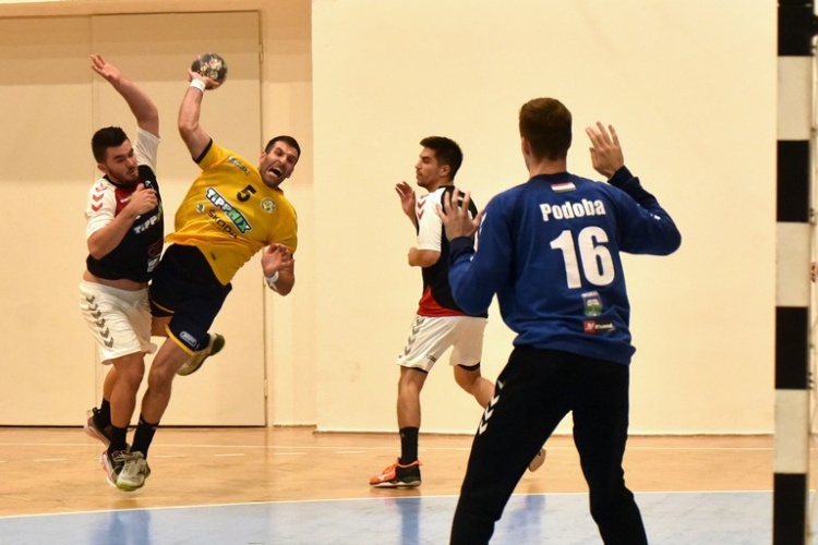 Győzelem a második játéknapon