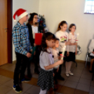 Ajándékok a gyermekotthonnak 