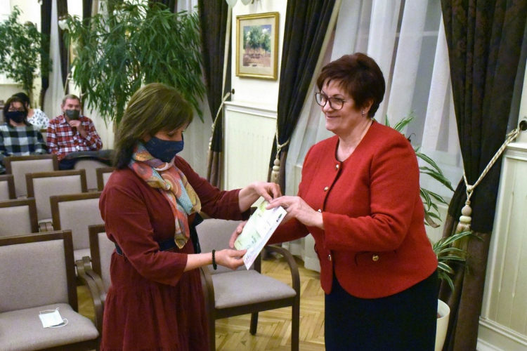 Szebb, virágosabb Ceglédért