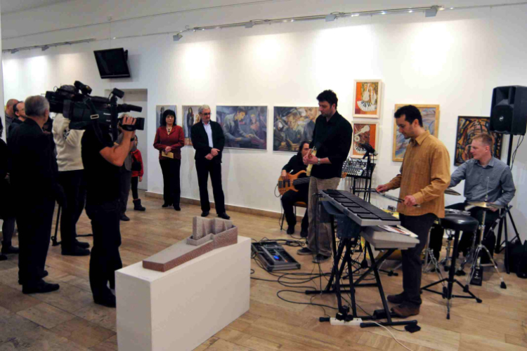 Ceglédi Alkotók kiállítása a Galériában