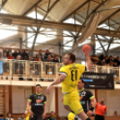 Nem borult a papírforma