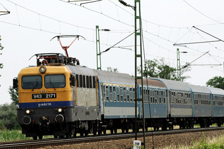 Akár félórás késések is lehetnek a szolnoki vasútvonalon