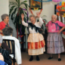 Farsang a ceglédi idősek otthonában