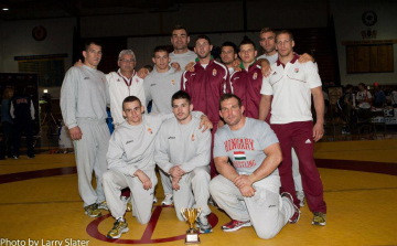 Lesöpörte a szőnyeget a Magyar csapat