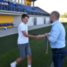 Első szezonbeli hazai meccs és éremosztás