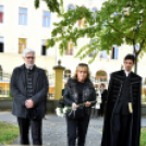 Koszorúzással kezdődött az október 23-ai megemlékezés