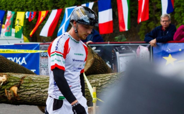 Hege a legjobb 10-ben