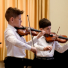 Kamarazenei versenyt rendeztek