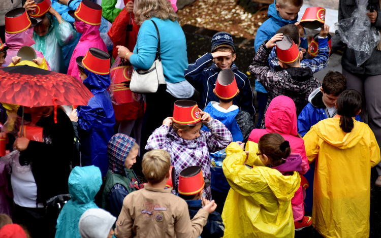 Esőben is toborzunk