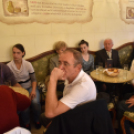 Táblaavató a Békebeli Cukrászdában