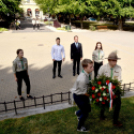 Koszorúkkal emlékeztek