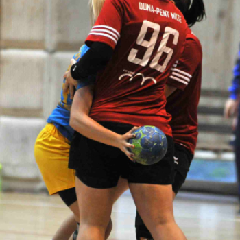 Ceglédi Kék Cápák – Duna-Pent 30 – 25