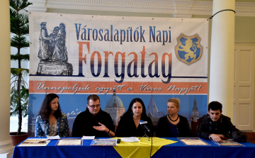 Fergeteges lesz a Forgatag