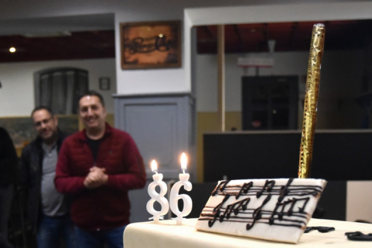 Isten éltesse Patyó!