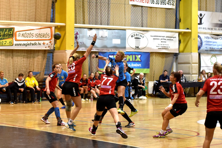 Ceglédi Kék Cápák - Gárdony-Pázmánd NKSE 21 - 27 (10 - 13)