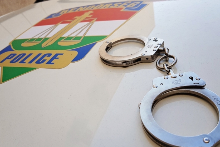 Védőmaszkokat kínáló csalót fogott el a rendőrség Somogyban