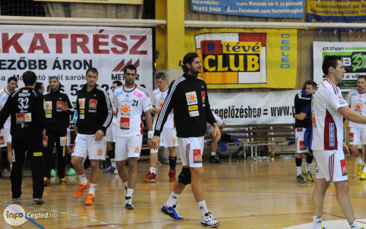 Igazi sztárcsapat látogat Ceglédre