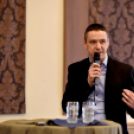 Körünkben - Sárik Péter