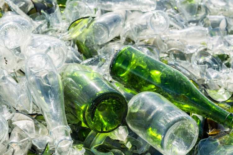 Két új helyszínen lesz üveggyűjtés