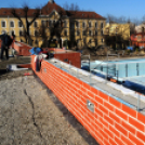 Városi Strandfürdő - járólapok építése