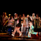 Bemutatóra készülnek