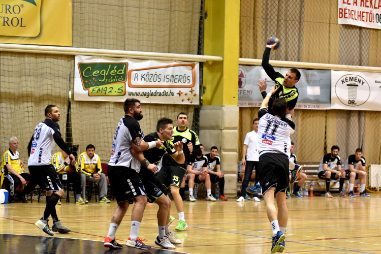 Ceglédi KKSE-SBS Eger: 32-24 (13-10)