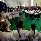 Népdaléneklési verseny