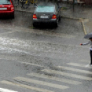 Senki sem úszta meg... 