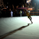 Megnyitott a koripálya